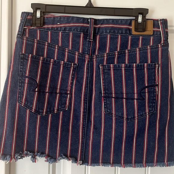 American Eagle• NWOT High Rise Striped Blue, Red and White Mini Skirt, Sz 6, - Picture 8 of 17